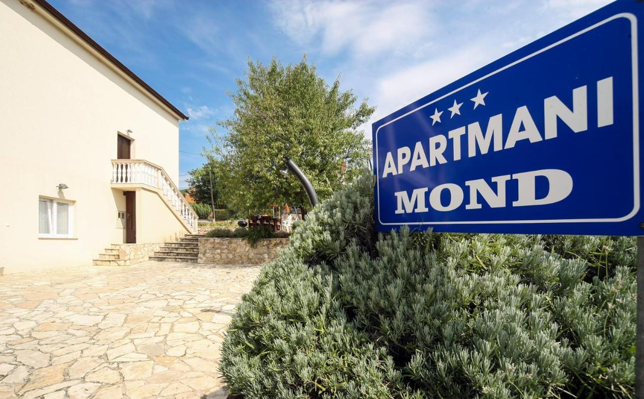 Apartments Mond Горни-Карин Экстерьер фото