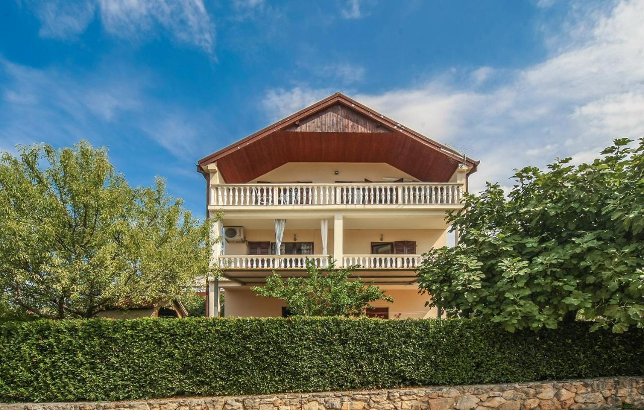 Apartments Mond Горни-Карин Экстерьер фото